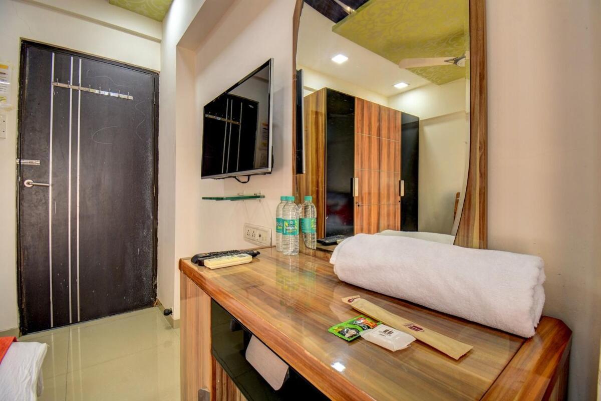 1 Private Bedroomiibath In A Modern 2bhk In Powai *